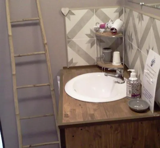 Maison De Au Pied De La Montagne Noire 3*