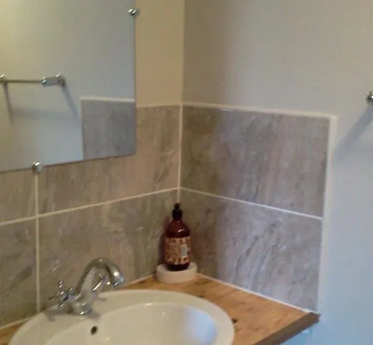 Maison De Au Pied De La Montagne Noire Panzió