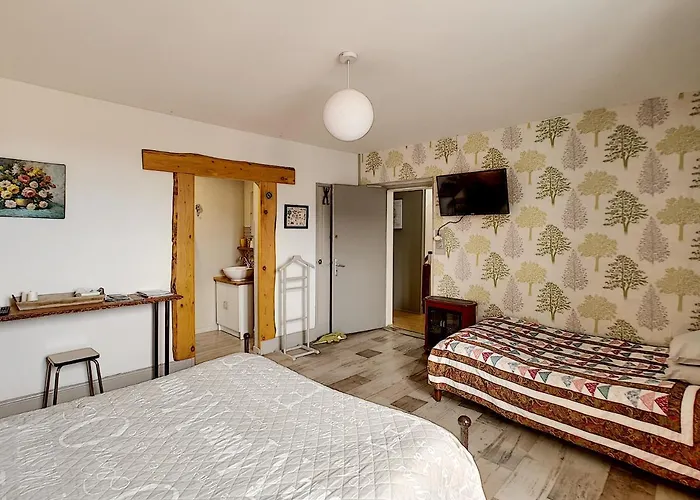 Maison De Au Pied De La Montagne Noire