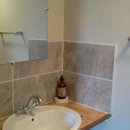 Maison De Au Pied De La Montagne Noire فندق مبيت وإفطار