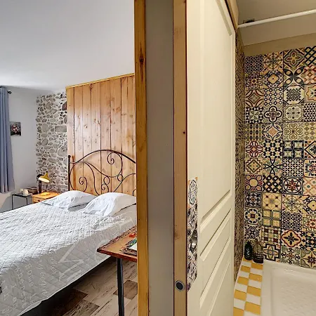 Maison De Au Pied De La Montagne Noire B&B