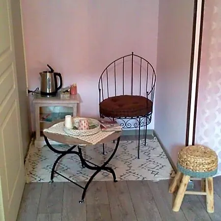 Maison De Au Pied De La Montagne Noire 마자메
