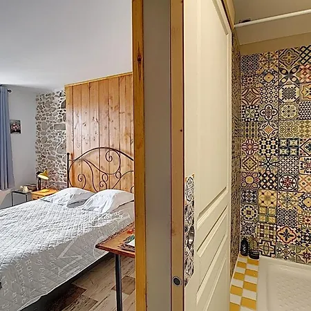 B&B Maison De Au Pied De La Montagne Noire 4*