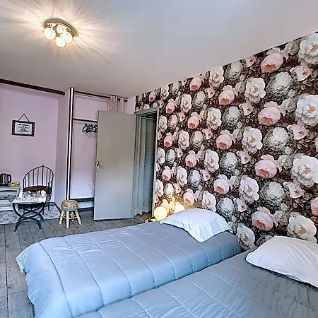 B&B Maison De Au Pied De La Montagne Noire