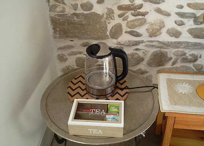 Maison De Au Pied De La Montagne Noire Frühstückspension 3*