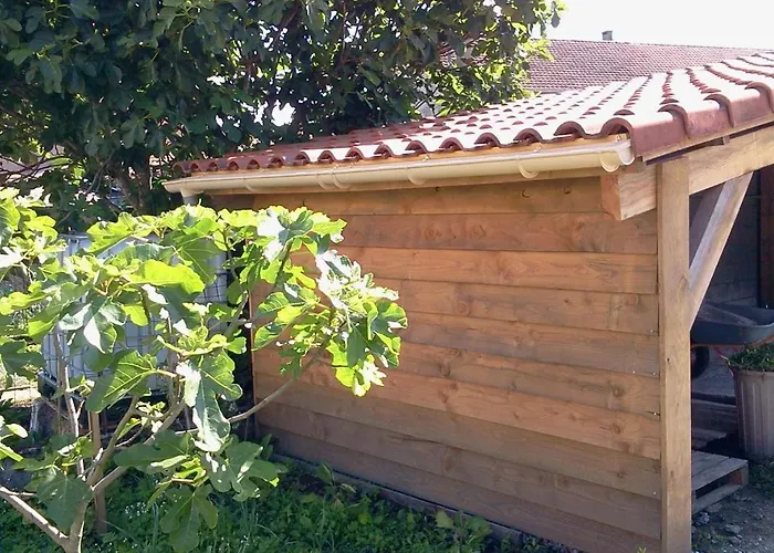 Maison De Au Pied De La Montagne Noire Frühstückspension 3*